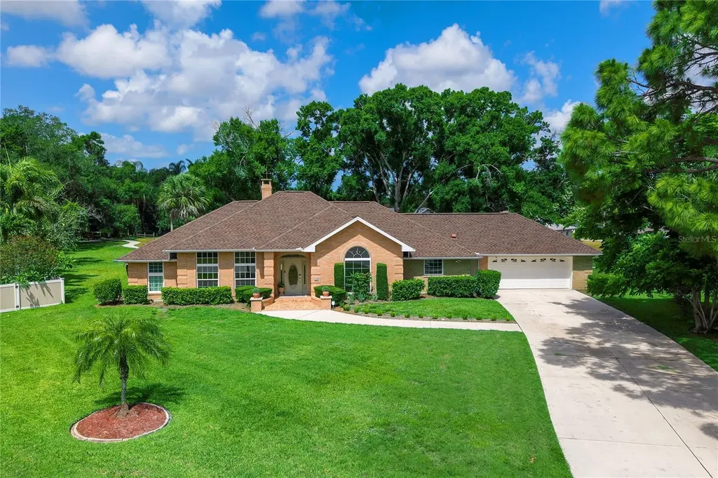 4908 Taywater Dell Sarasota FL 34235