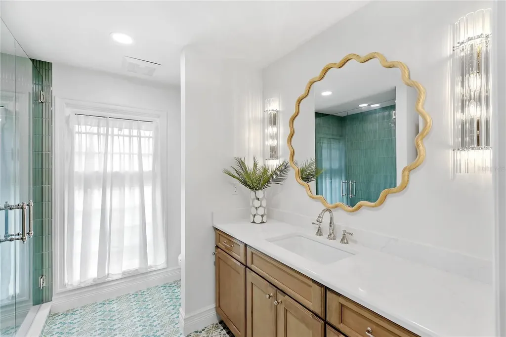 4908 Taywater Dell Sarasota FL 34235