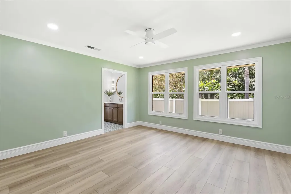 4908 Taywater Dell Sarasota FL 34235
