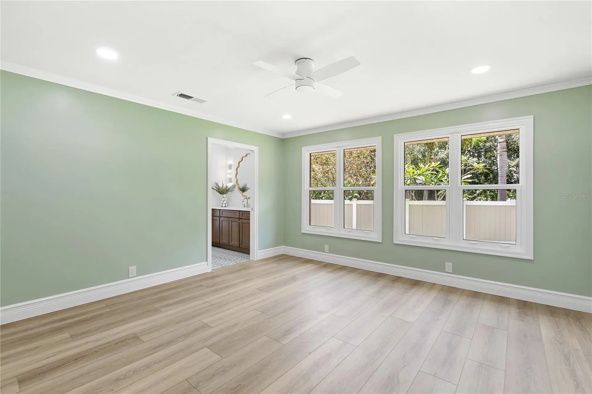 4908 Taywater Dell Sarasota FL 34235