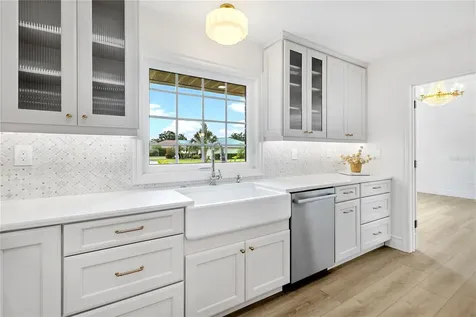 4908 Taywater Dell Sarasota FL 34235