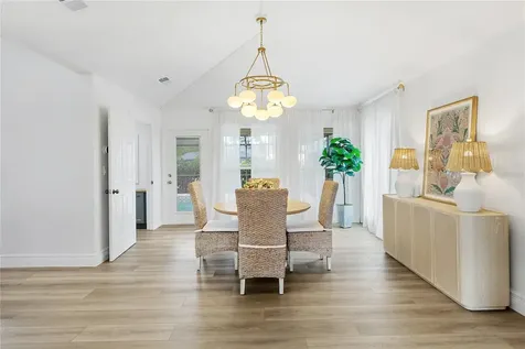 4908 Taywater Dell Sarasota FL 34235