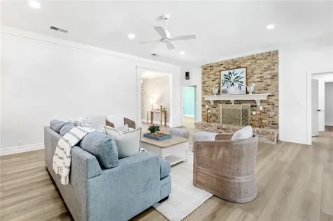 4908 Taywater Dell Sarasota FL 34235