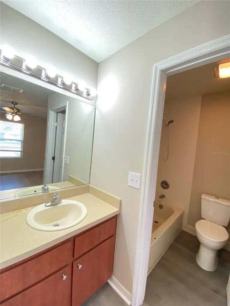 5890 SE 119th Place Belleview FL 34420