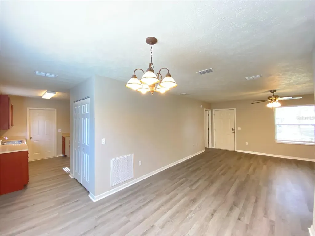 5890 SE 119th Place Belleview FL 34420