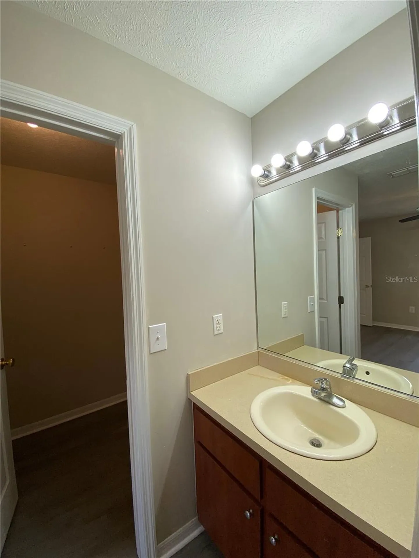 5890 SE 119th Place Belleview FL 34420