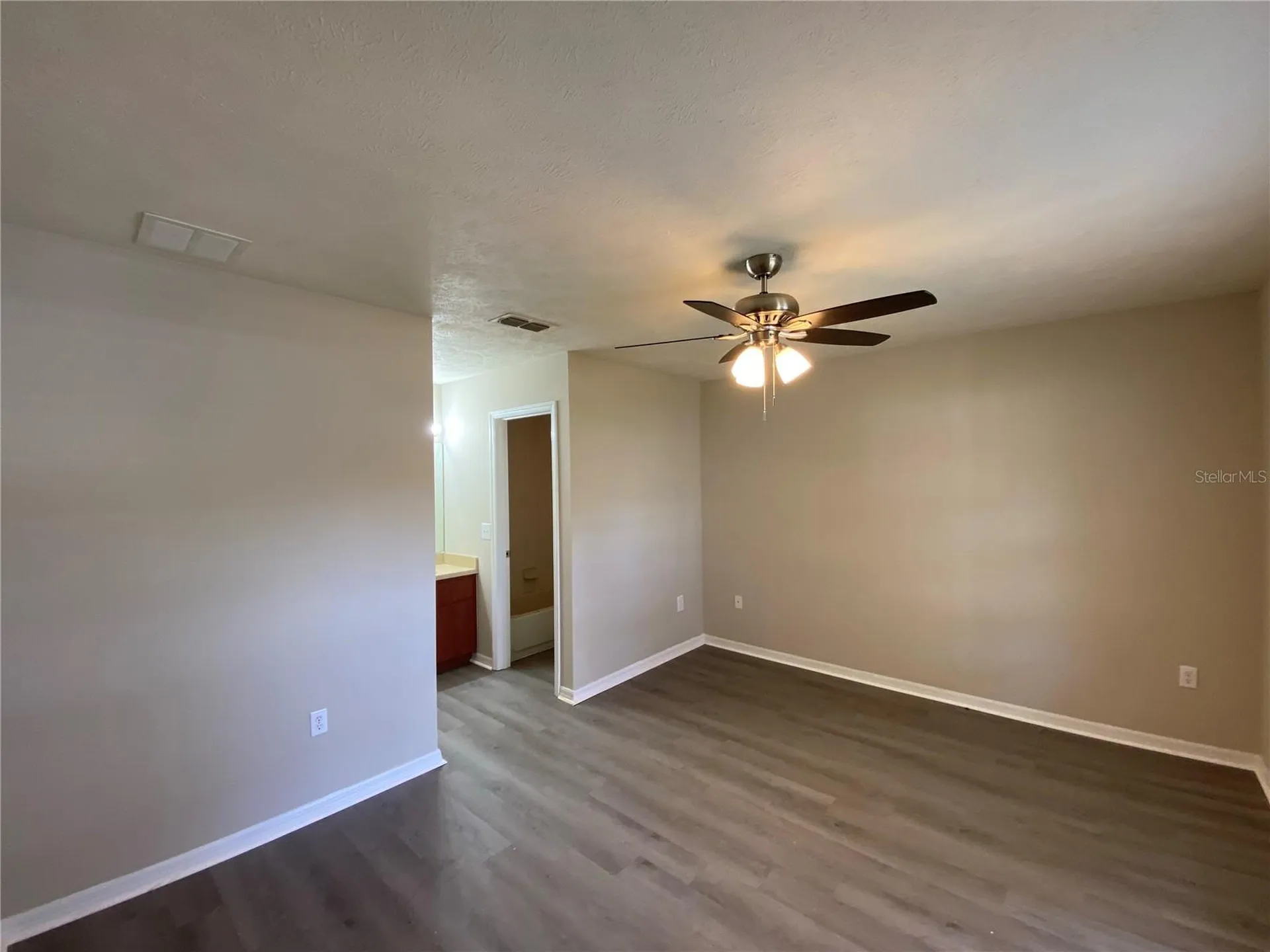 5890 SE 119th Place Belleview FL 34420
