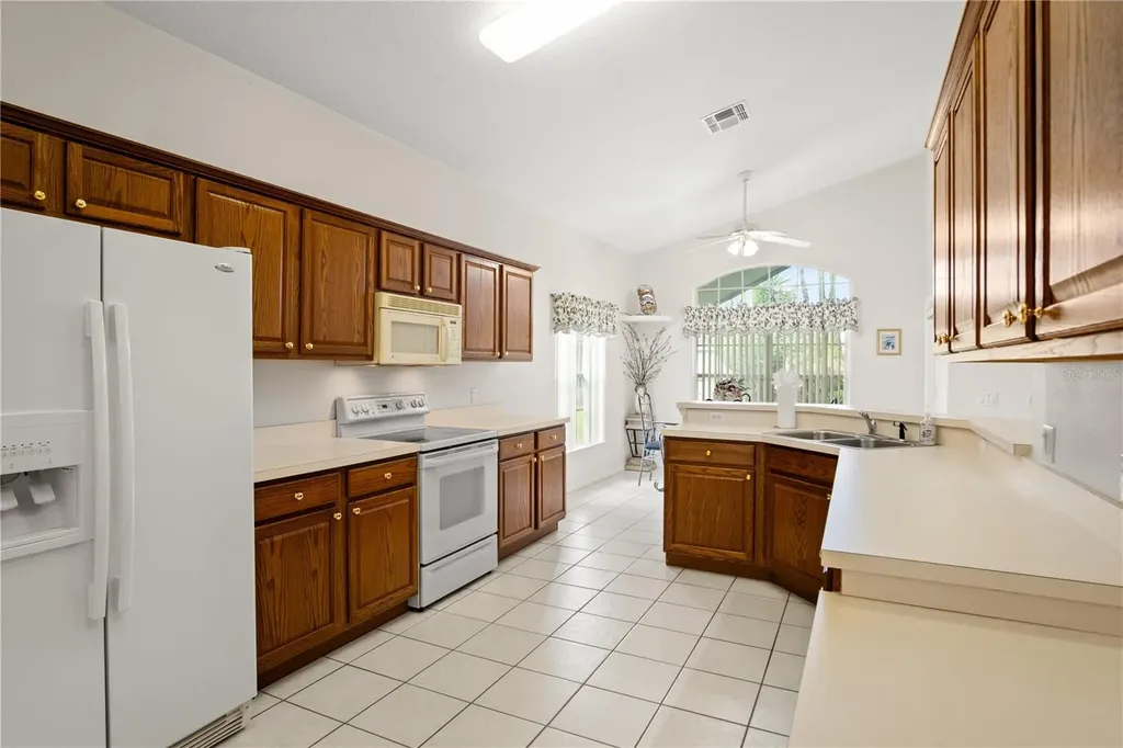 223 Ridge View Drive Davenport FL 33837