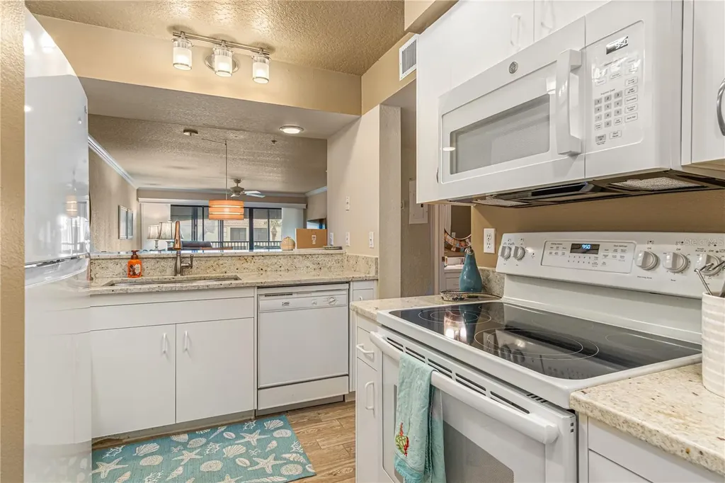443 Bouchelle Drive New Smyrna Beach FL 32169