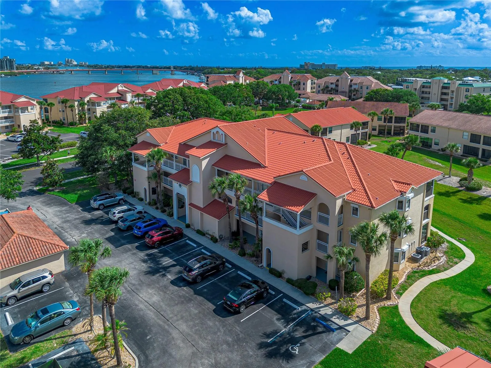 443 Bouchelle Drive New Smyrna Beach FL 32169