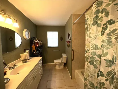 6221 Lullabye Lane Zephyrhills FL 33541