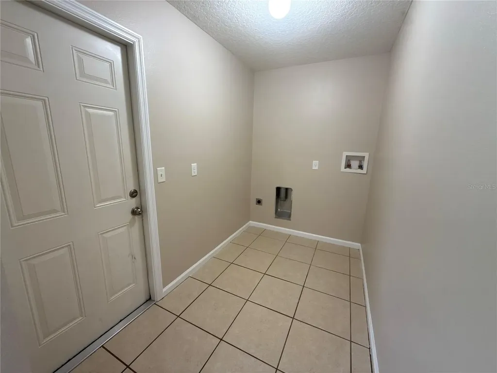 88 Dogwood Drive Loop Ocala FL 34472