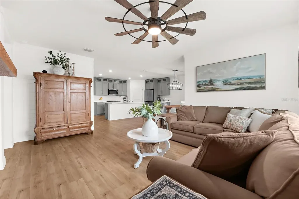 17914 Canopy Place Bradenton FL 34211