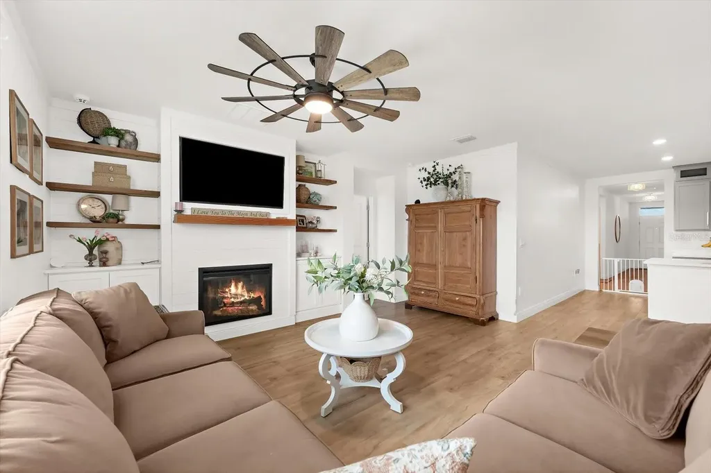 17914 Canopy Place Bradenton FL 34211