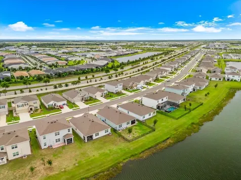 17914 Canopy Place Bradenton FL 34211