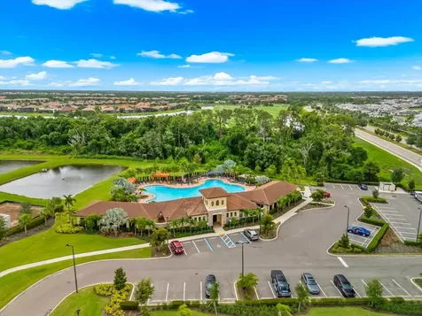 17914 Canopy Place Bradenton FL 34211