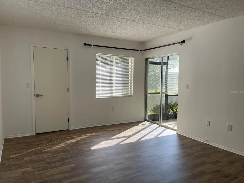 103 Palmetto Court Oldsmar FL 34677