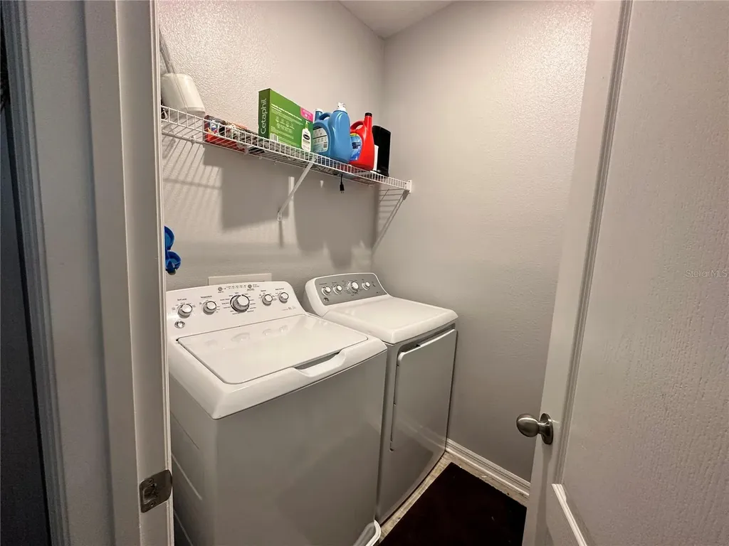 250 Rustic Loop Sanford FL 32771