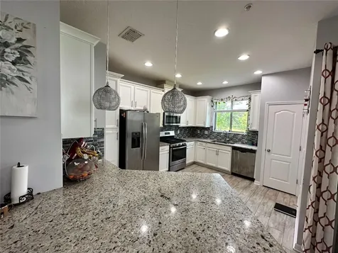 250 Rustic Loop Sanford FL 32771