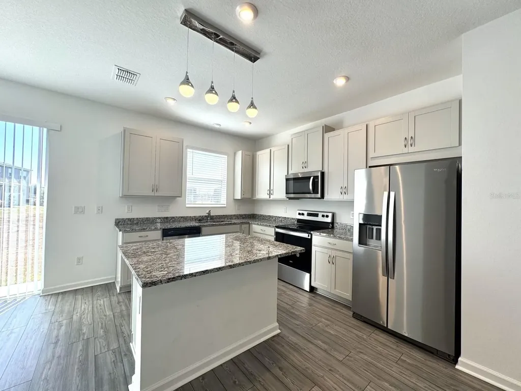 1025 Spring Palms Loop Orlando FL 32828