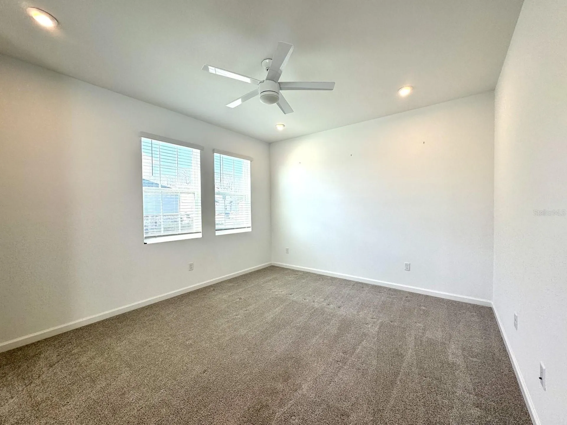 1025 Spring Palms Loop Orlando FL 32828