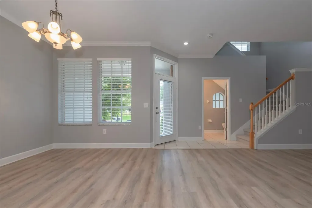 10109 Hayfield Way Tampa FL 33626