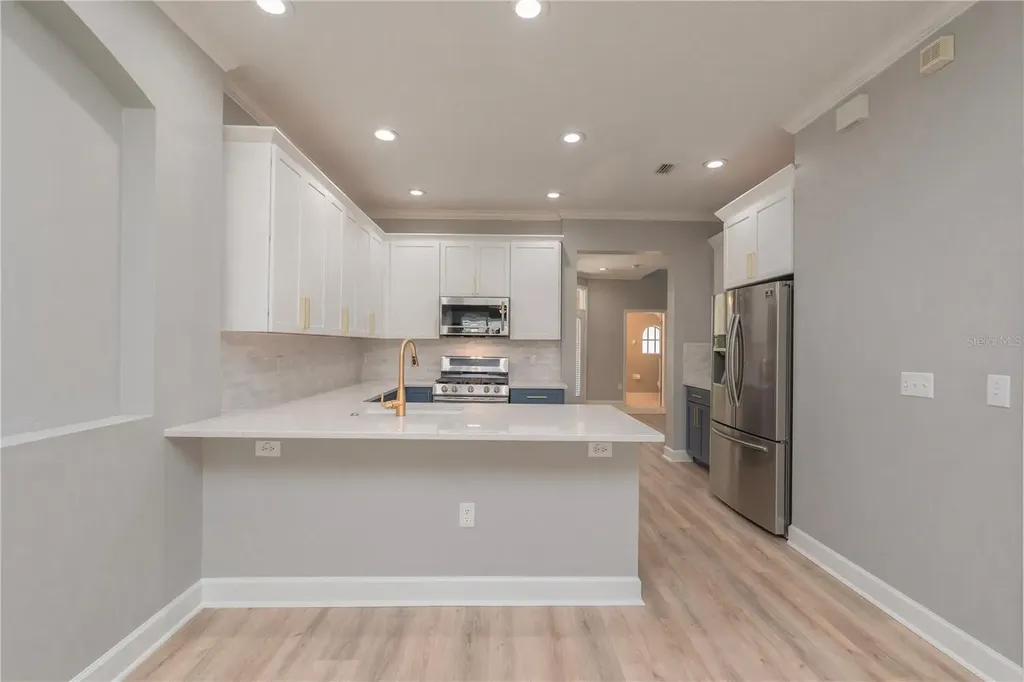 10109 Hayfield Way Tampa FL 33626