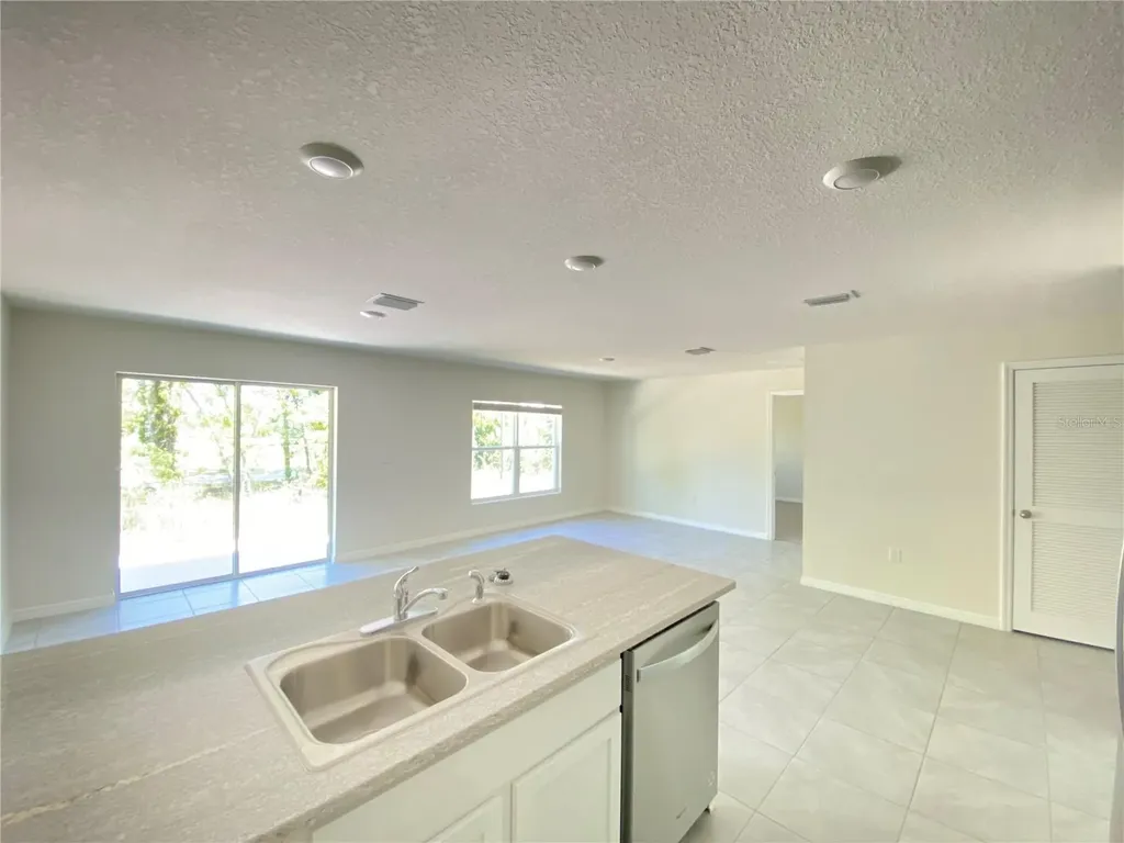 492 Hickory Course Loop Ocala FL 34472