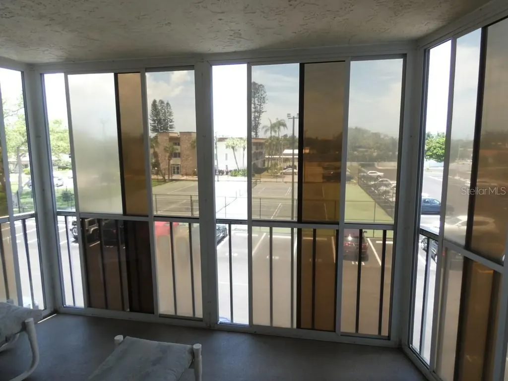 4908 38th Way S St Petersburg FL 33711
