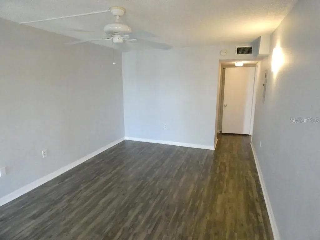 4908 38th Way S St Petersburg FL 33711