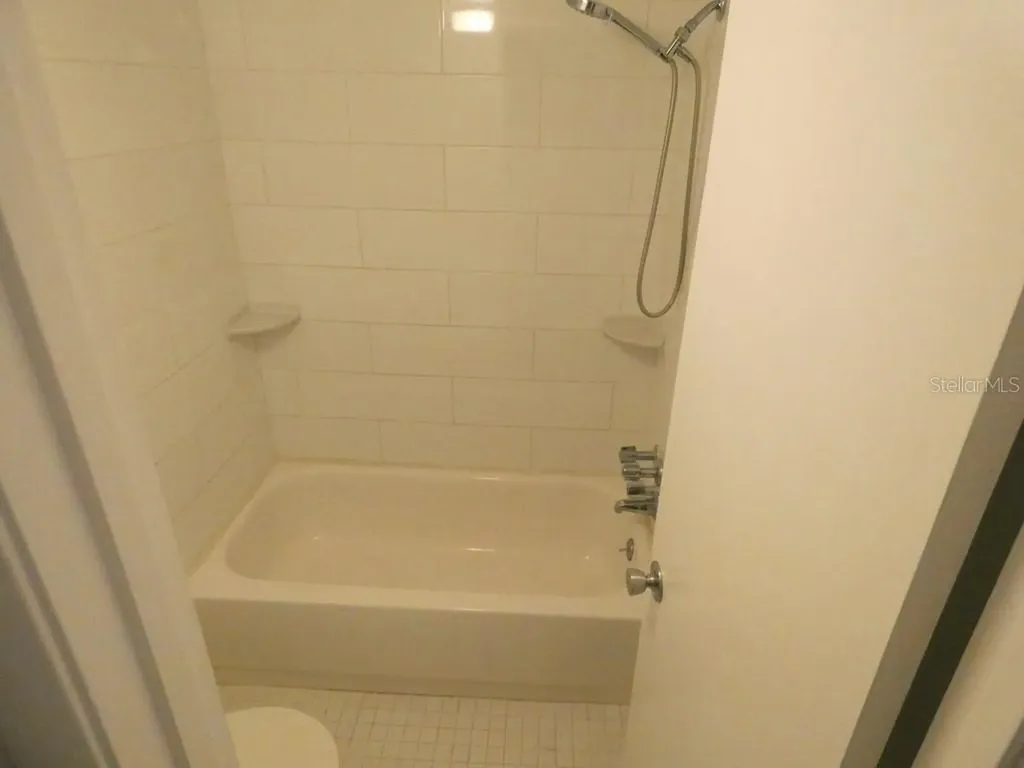 4908 38th Way S St Petersburg FL 33711