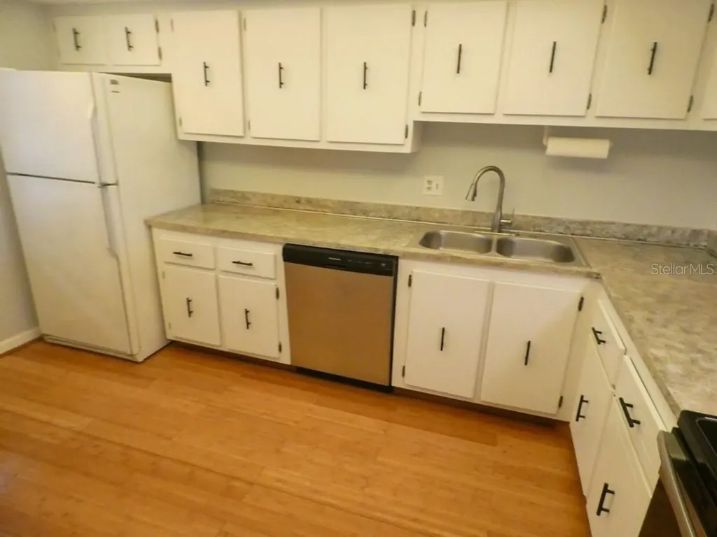 4908 38th Way S St Petersburg FL 33711