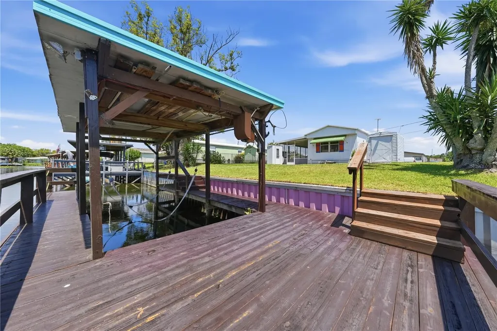 30107 Green Bay Drive Tavares FL 32778