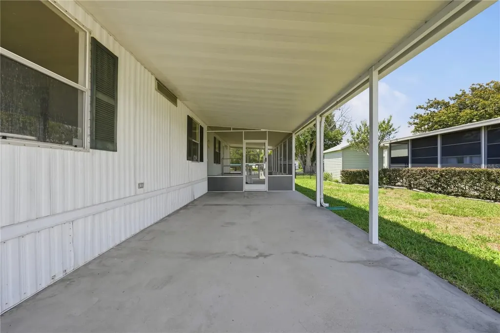 30107 Green Bay Drive Tavares FL 32778