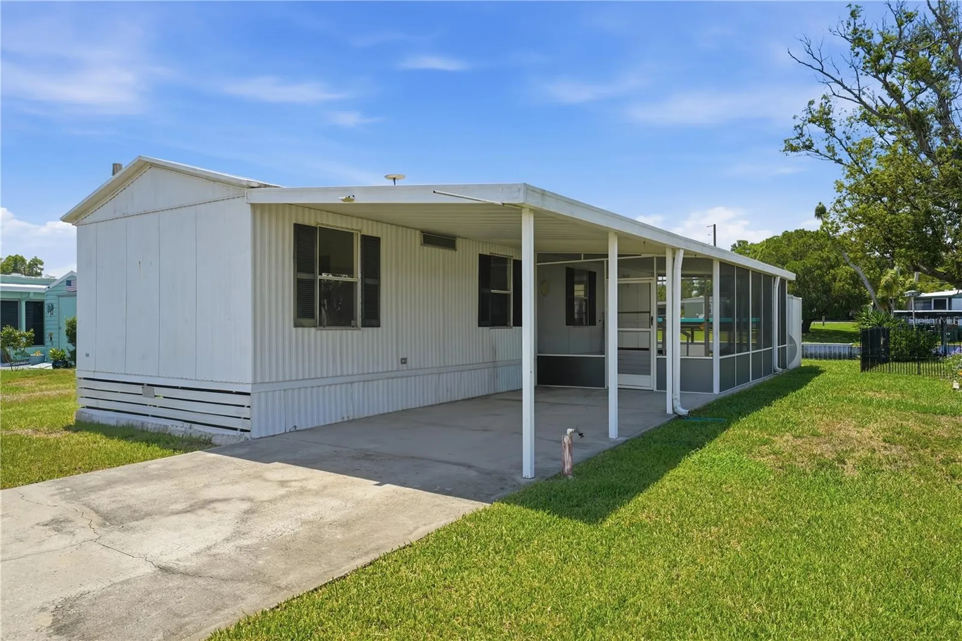 30107 Green Bay Drive Tavares FL 32778