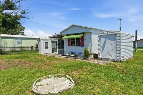 30107 Green Bay Drive Tavares FL 32778