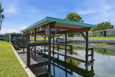30107 Green Bay Drive Tavares FL 32778
