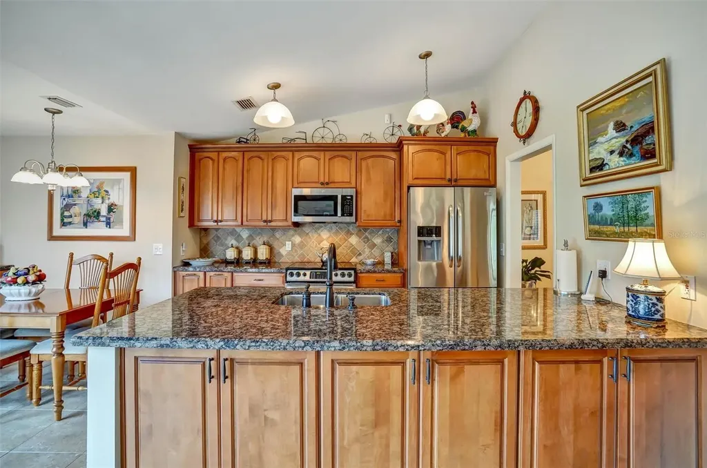 11816 Lipsey Road Tampa FL 33618