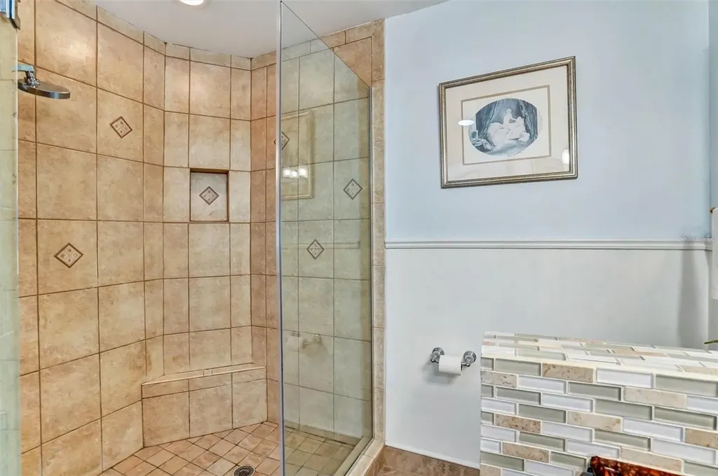 11816 Lipsey Road Tampa FL 33618