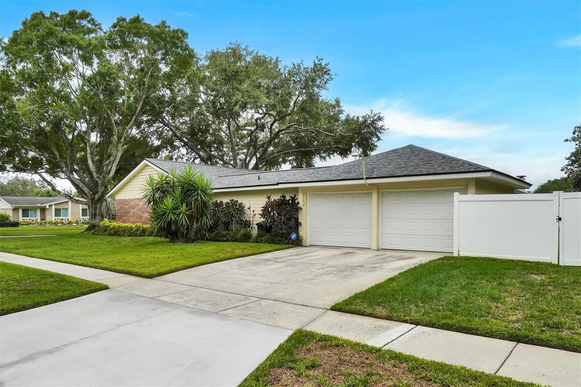 11816 Lipsey Road Tampa FL 33618
