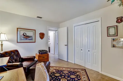 11816 Lipsey Road Tampa FL 33618