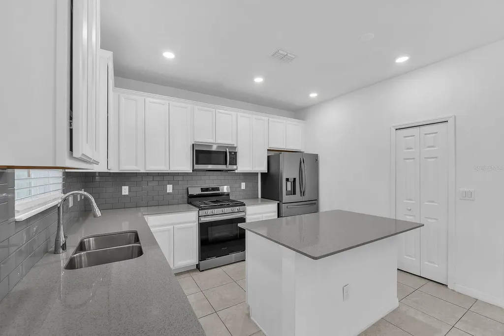 5741 Spotted Harrier Way Lithia FL 33547