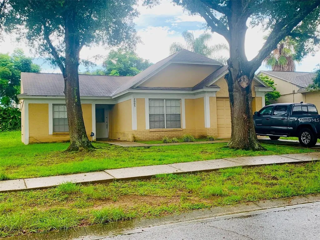 2005 Paladin Court Valrico FL 33594