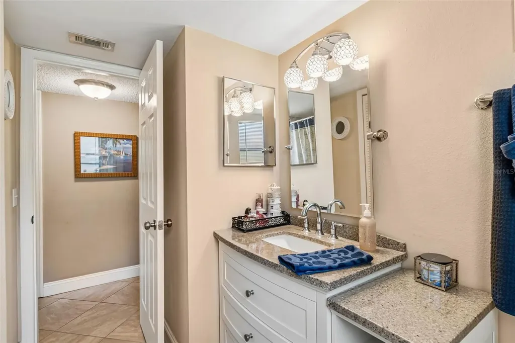 1807 Hammock Pine Boulevard Clearwater FL 33761