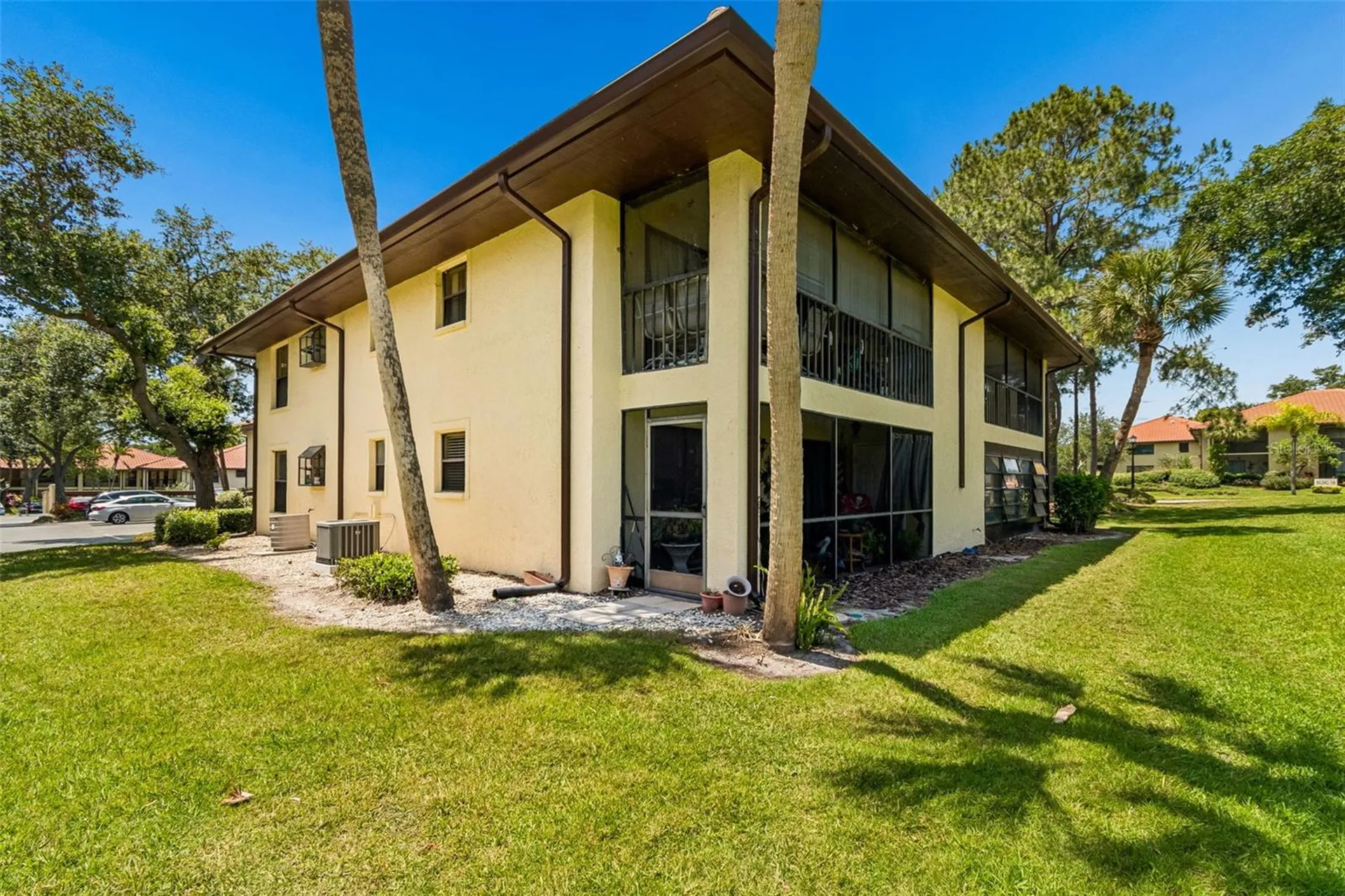 1807 Hammock Pine Boulevard Clearwater FL 33761