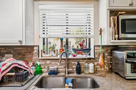 1807 Hammock Pine Boulevard Clearwater FL 33761