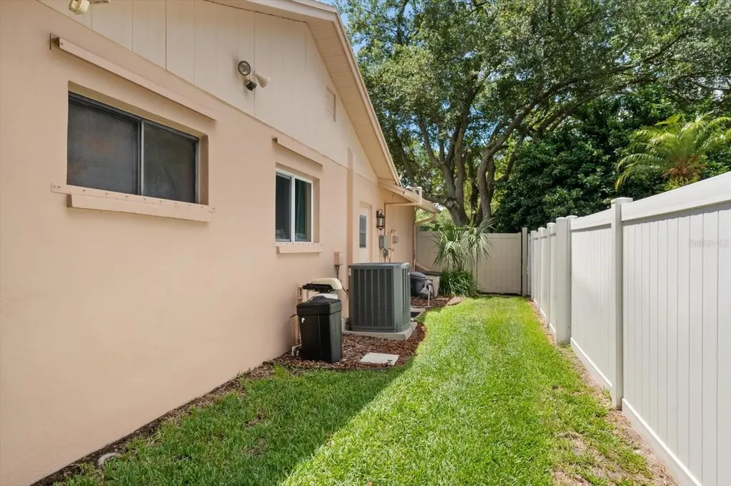 3171 Oak View Drive Palm Harbor FL 34684