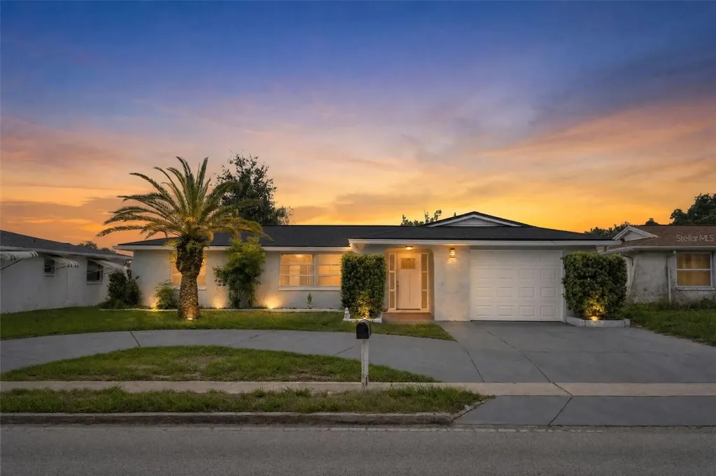 5626 Moog Road Holiday FL 34690