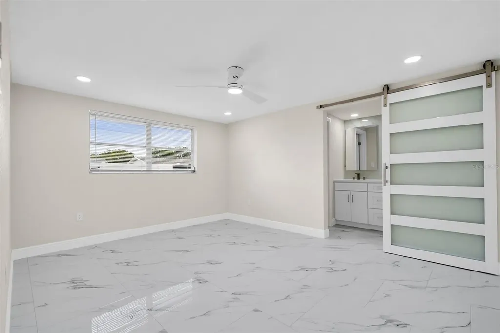 5626 Moog Road Holiday FL 34690