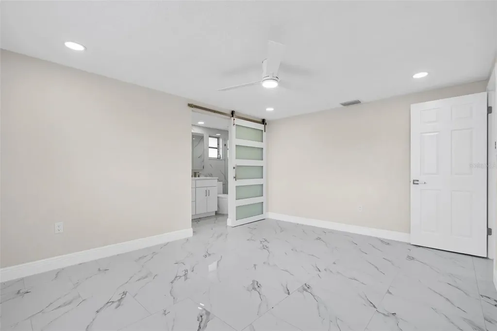 5626 Moog Road Holiday FL 34690